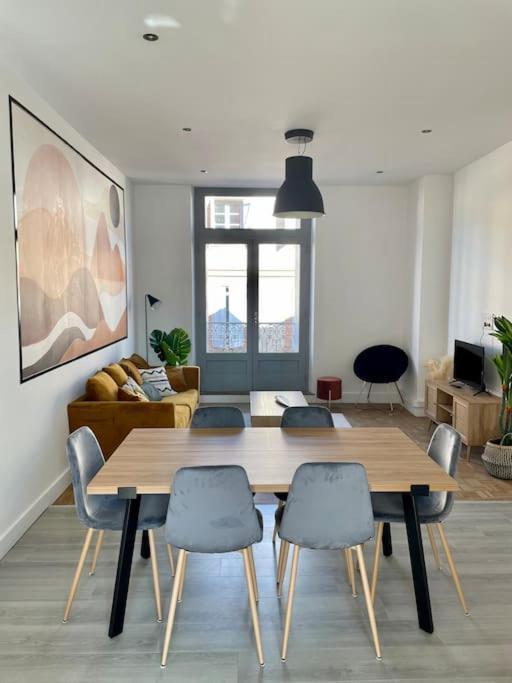 Joli T4 En Centre Historique Apartment Montauban Exterior photo